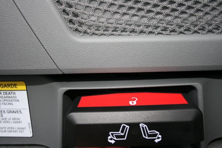  Dodge Grand Caravan SXT 2008 года  (фото 13 из 67)